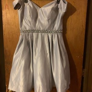 Short Gray dress with Jeweled belt